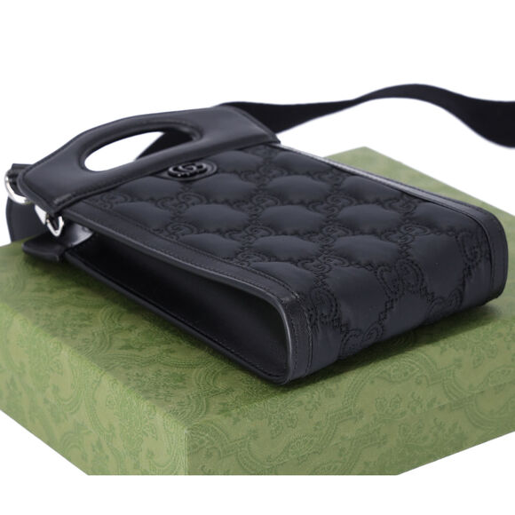 GUCCI GG Matelasse Mini Tote Bag 723776 Black on Black Nylon Leather - Picture 4 of 6